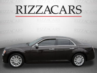 2012 Chrysler 300C  Base