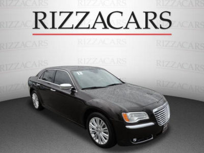 2012 Chrysler 300C  Base
