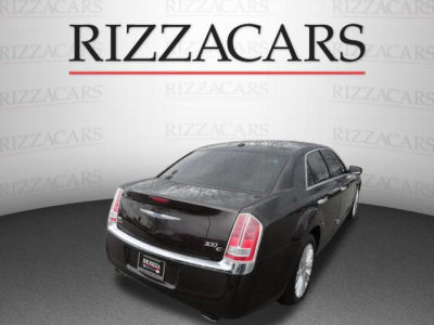 2012 Chrysler 300C  Base