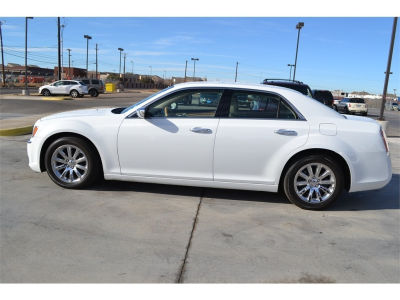 2012 Chrysler 300C  Base