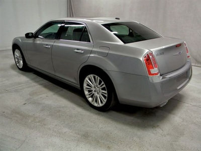 2011 Chrysler 300C  Base