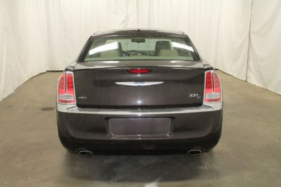 2012 Chrysler 300C