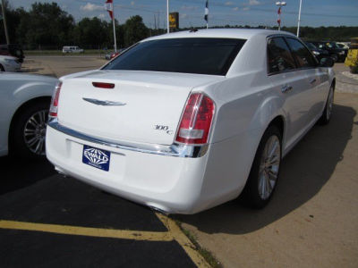 2011 Chrysler 300C  Base