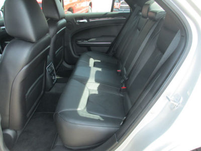 2011 Chrysler 300C  Base