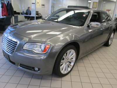 2011 Chrysler 300C