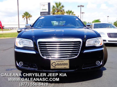2012 Chrysler 300C  Base