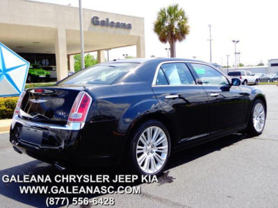 2012 Chrysler 300C  Base