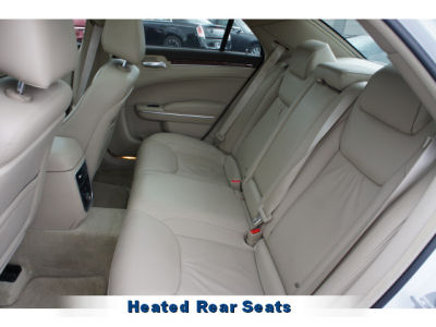 2011 Chrysler 300C  Base