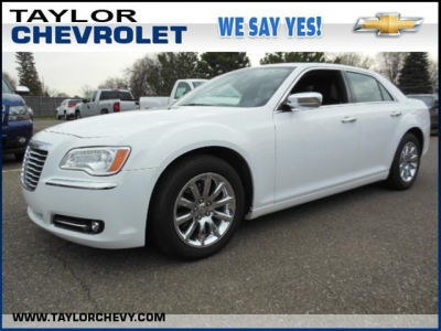 2013 Chrysler 300C  Base