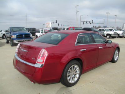 2012 Chrysler 300C  Base