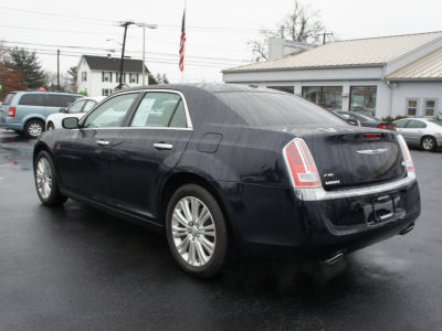 2011 Chrysler 300C  Base