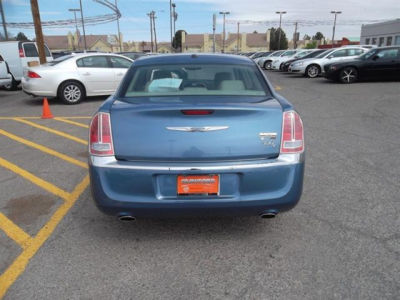 2011 Chrysler 300C  Base
