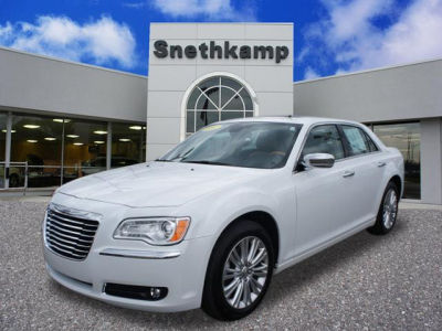 2012 Chrysler 300C  Base