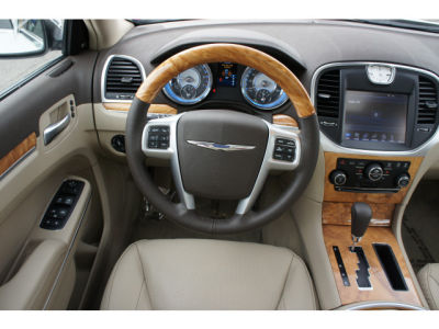 2012 Chrysler 300C  Base