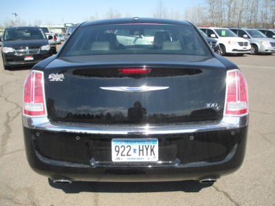 2011 Chrysler 300C  Base