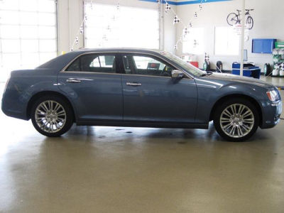 2011 Chrysler 300C  Base