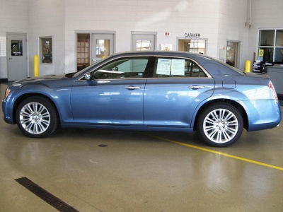 2011 Chrysler 300C  Base