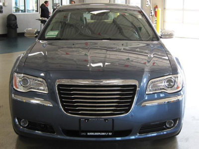 2011 Chrysler 300C  Base