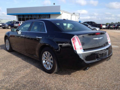 2013 Chrysler 300C  Base