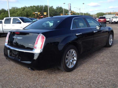 2013 Chrysler 300C  Base