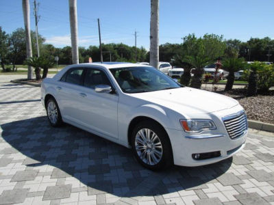 2011 Chrysler 300C  Base