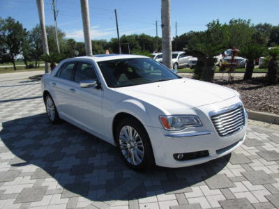 2011 Chrysler 300C  Base