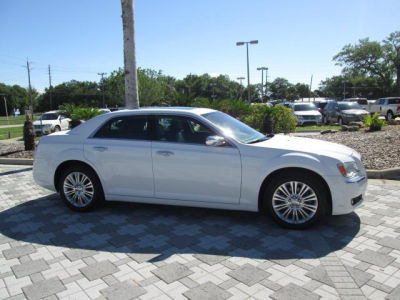 2011 Chrysler 300C  Base