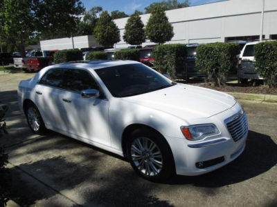 2011 Chrysler 300C  Base