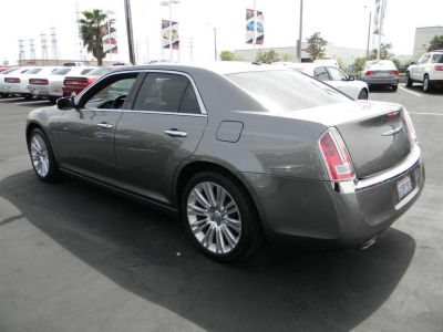 2011 Chrysler 300C  Base