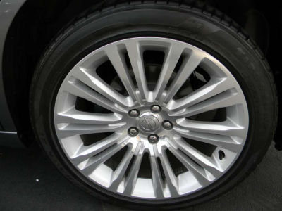 2011 Chrysler 300C  Base