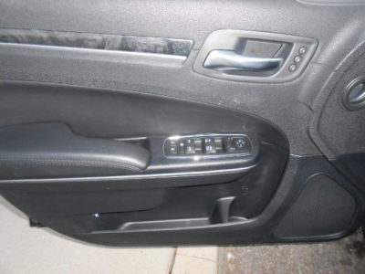 2012 Chrysler 300C  Base