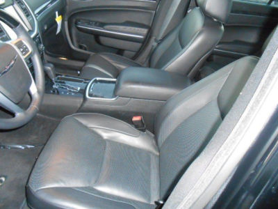2012 Chrysler 300C  Base