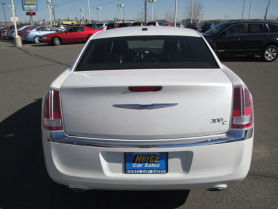 2012 Chrysler 300C  Base