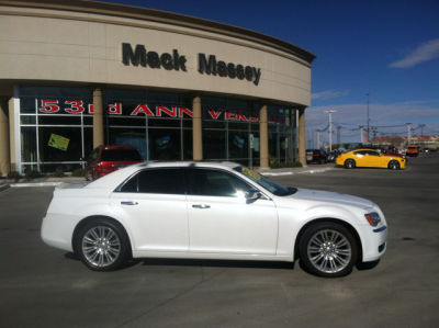 2011 Chrysler 300C  Base