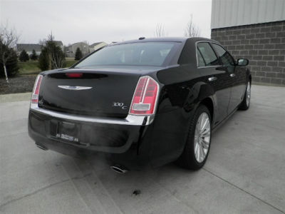 2012 Chrysler 300C  Base