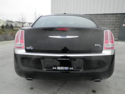 2012 Chrysler 300C  Base