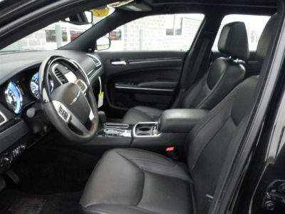 2012 Chrysler 300C  Base