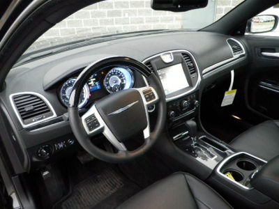 2012 Chrysler 300C  Base