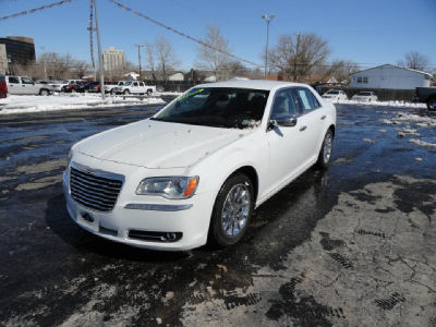 2012 Chrysler 300C Base