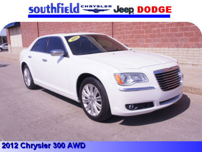 2012 Chrysler 300C Base