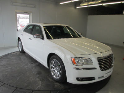 2012 Chrysler 300C Base