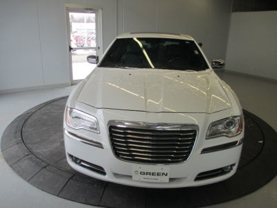 2012 Chrysler 300C  Base