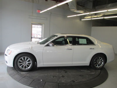 2012 Chrysler 300C  Base