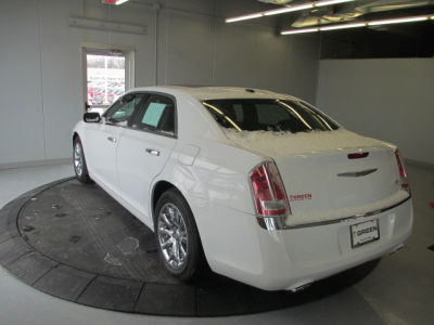 2012 Chrysler 300C  Base