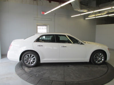 2012 Chrysler 300C  Base