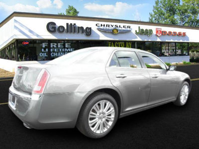 2011 Chrysler 300C  Base