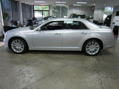 2012 Chrysler 300C  Base