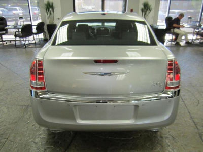 2012 Chrysler 300C  Base
