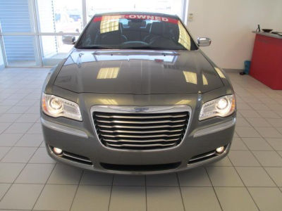 2011 Chrysler 300C  Base