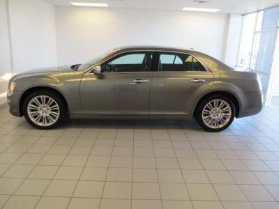 2011 Chrysler 300C  Base